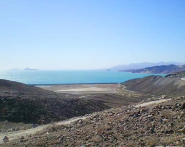 Road construction at Black Mountain south of San Felipe.