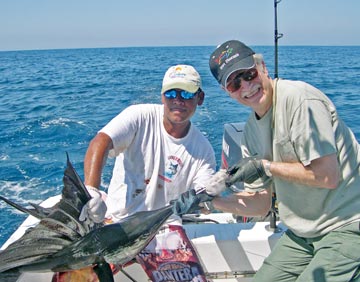 Offshore fishing for mackerel and sailfish - Ryan Moody Fishing